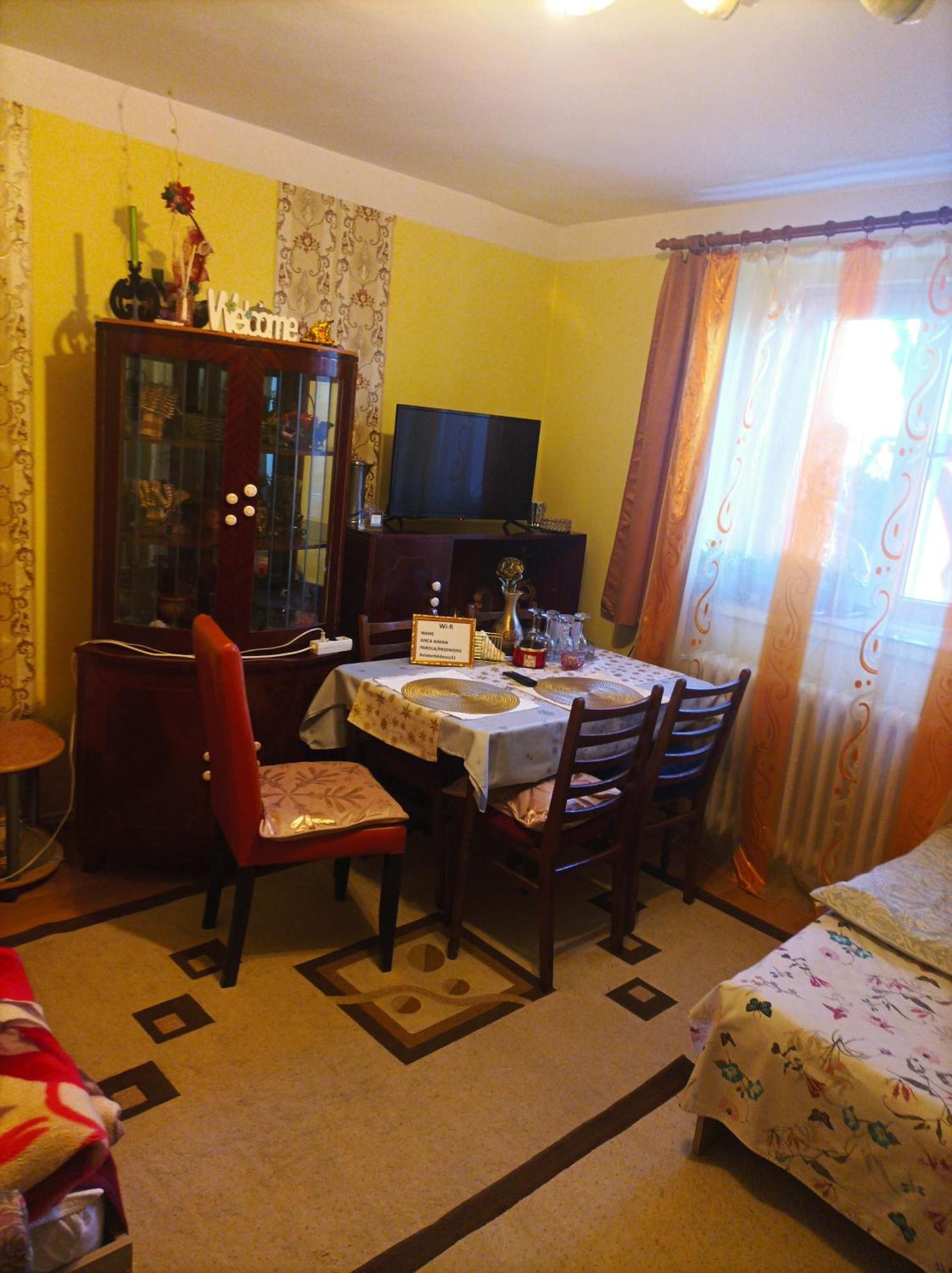 Apartament Cu Doua Camere Si Gradina Cluj-Napoca Exterior photo